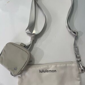 Lululemon Cream Zip Pouch